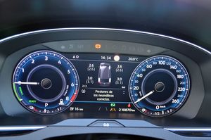 Volkswagen Passat Variant GTE PHEV 218cv  - Foto 29