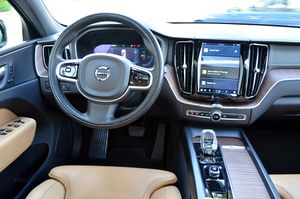 Volvo XC60 T6 Twin Recharge Inscription PHEV 340cv  - Foto 13