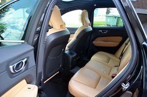 Volvo XC60 T6 Twin Recharge Inscription PHEV 340cv  - Foto 8