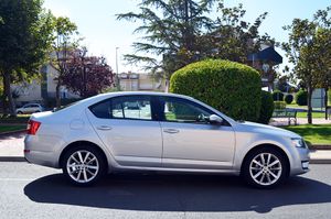Skoda Octavia 1.6 Tdi 105cv Ambition - Foto 4