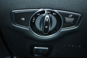 Mercedes Clase E 350d 4MATIC 9G-Tronic 258cv AMG - Foto 86