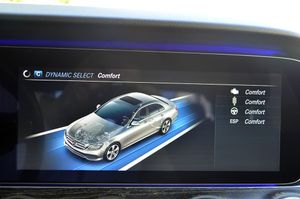 Mercedes Clase E 350d 4MATIC 9G-Tronic 258cv AMG - Foto 78