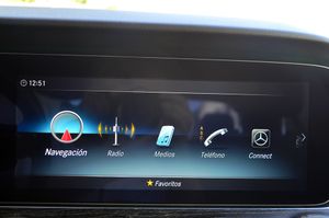 Mercedes Clase E 350d 4MATIC 9G-Tronic 258cv AMG - Foto 46