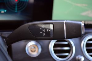 Mercedes Clase E 350d 4MATIC 9G-Tronic 258cv AMG - Foto 26