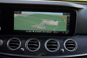 Mercedes Clase E 350d 4MATIC 9G-Tronic 258cv AMG - Foto 16