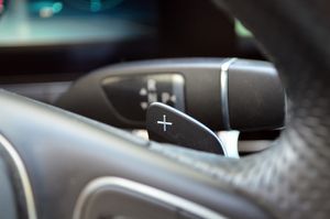 Mercedes Clase E 350d 4MATIC 9G-Tronic 258cv AMG - Foto 22