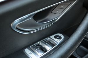 Mercedes Clase E 350d 4MATIC 9G-Tronic 258cv AMG - Foto 88