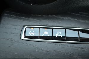 Mercedes Clase E 350d 4MATIC 9G-Tronic 258cv AMG - Foto 85