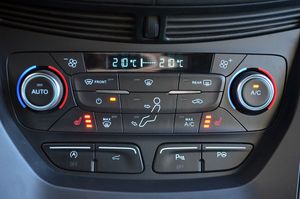 Ford Kuga 2.0 Tdci 180cv 4x4 Powershift Vignale - Foto 59