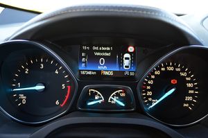 Ford Kuga 2.0 Tdci 180cv 4x4 Powershift Vignale - Foto 10