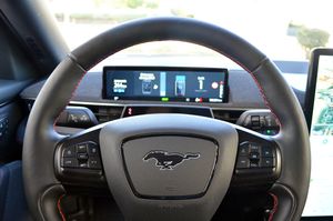 Ford Mustang Mach-E AWD Rango Extendido 351cv 99kWh - Foto 18