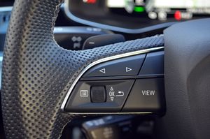 Audi Q8 60 TFSIe S-Line Black Line Plus 462cv - Foto 19