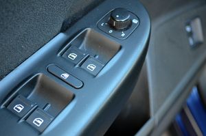 Volkswagen Passat Variant Advance Plus 2.0 TDI CR 140 CV DPF - Foto 31