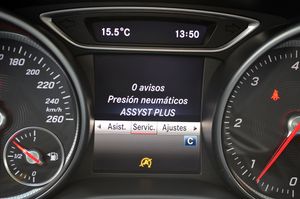 Mercedes Clase CLA 200d 136cv AMG - Foto 29