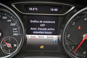 Mercedes Clase CLA 200d 136cv AMG - Foto 28