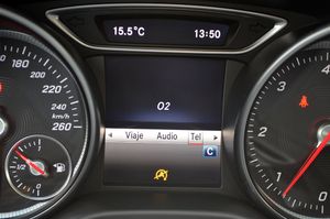 Mercedes Clase CLA 200d 136cv AMG - Foto 27