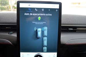 Ford Mustang Mach-E Premium AWD 258 kW (351 CV) Rango Extendido 99 kWh - Foto 26