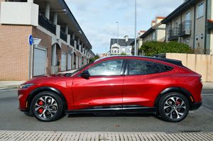 Ford Mustang Mach-E Premium AWD 258 kW (351 CV) Rango Extendido 99 kWh - Foto 69