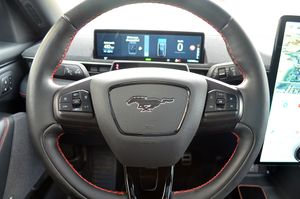 Ford Mustang Mach-E Premium AWD 258 kW (351 CV) Rango Extendido 99 kWh - Foto 18