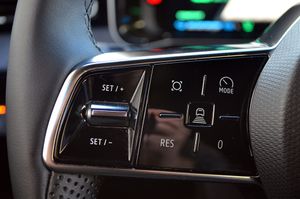 Renault 5 E-Tech Techno 150cv Autonomía Confort 52kWh - Foto 17