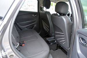 Renault Captur Zen TCe 120 EDC - Foto 11