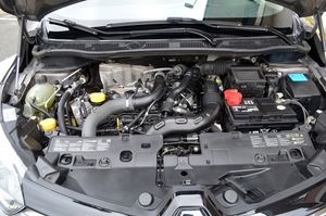 Renault Captur Zen TCe 120 EDC - Foto 38