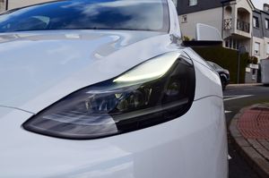 Tesla Model Y Gran autonomía Tracción integral 514cv - Foto 62