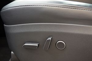 Tesla Model Y Gran autonomía Tracción integral 514cv - Foto 57