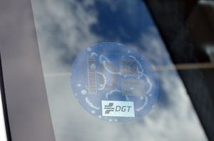 Tesla Model Y Gran autonomía Tracción integral 514cv - Foto 60