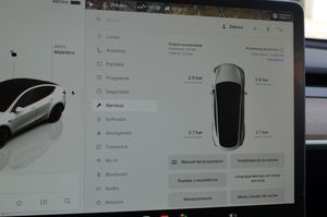 Tesla Model Y Gran autonomía Tracción integral 514cv - Foto 41