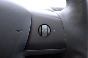 Tesla Model Y Gran autonomía Tracción integral 514cv - Foto 19