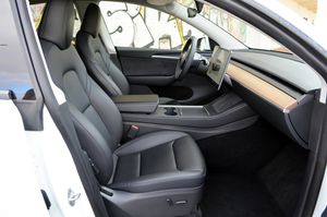 Tesla Model Y Gran autonomía Tracción integral 514cv - Foto 12