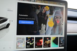 Tesla Model Y Gran autonomía Tracción integral 514cv - Foto 54