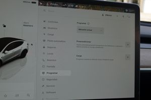 Tesla Model Y Gran autonomía Tracción integral 514cv - Foto 39