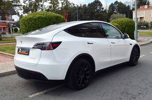 Tesla Model Y Gran autonomía Tracción integral 514cv - Foto 3