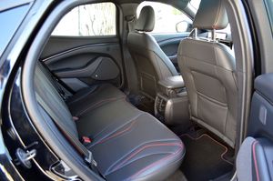 Ford Mustang Mach-E Premium AWD 258 kW (351 CV) Rango Extendido 99 kWh - Foto 11