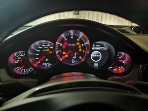 Porsche Panamera Turbo - Foto 10