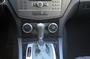 Mercedes Clase C C 220 CDI BlueEFFICIENCY Berlina Aut. 170cv - Foto 14