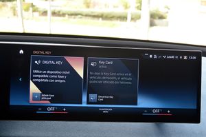 BMW iX xDrive50 523cv 111kWh - Foto 68