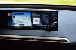 BMW iX xDrive50 523cv 111kWh - Foto 15