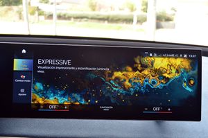 BMW iX xDrive50 523cv 111kWh - Foto 87