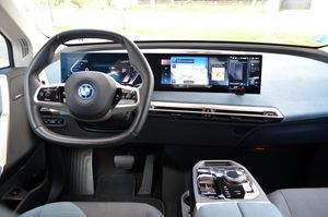 BMW iX xDrive50 523cv 111kWh - Foto 13