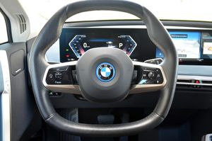 BMW iX xDrive50 523cv 111kWh - Foto 16