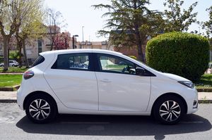 Renault Zoe ZOE Life 80 kW R110 Batería 40 kWh - Foto 4