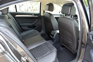 Volkswagen Passat Sport 2.0 TDI BMT 110 kW (150 CV) - Foto 11