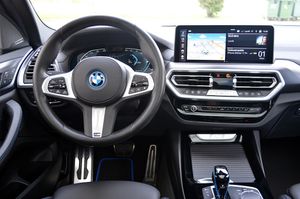 BMW iX3 80 kWh M Sport 286cv - Foto 13