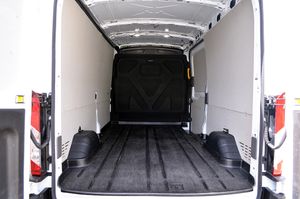 Ford Transit e-Transit 350 L3 BEV 75 kWh 184cv RWD - Foto 9