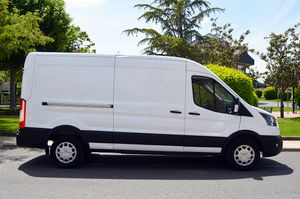 Ford Transit e-Transit 350 L3 BEV 75 kWh 184cv RWD - Foto 4
