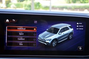 Mercedes Clase GLE 300d 4Matic AMG 272cv EQ-Boost - Foto 83