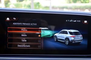 Mercedes Clase GLE 300d 4Matic AMG 272cv EQ-Boost - Foto 73